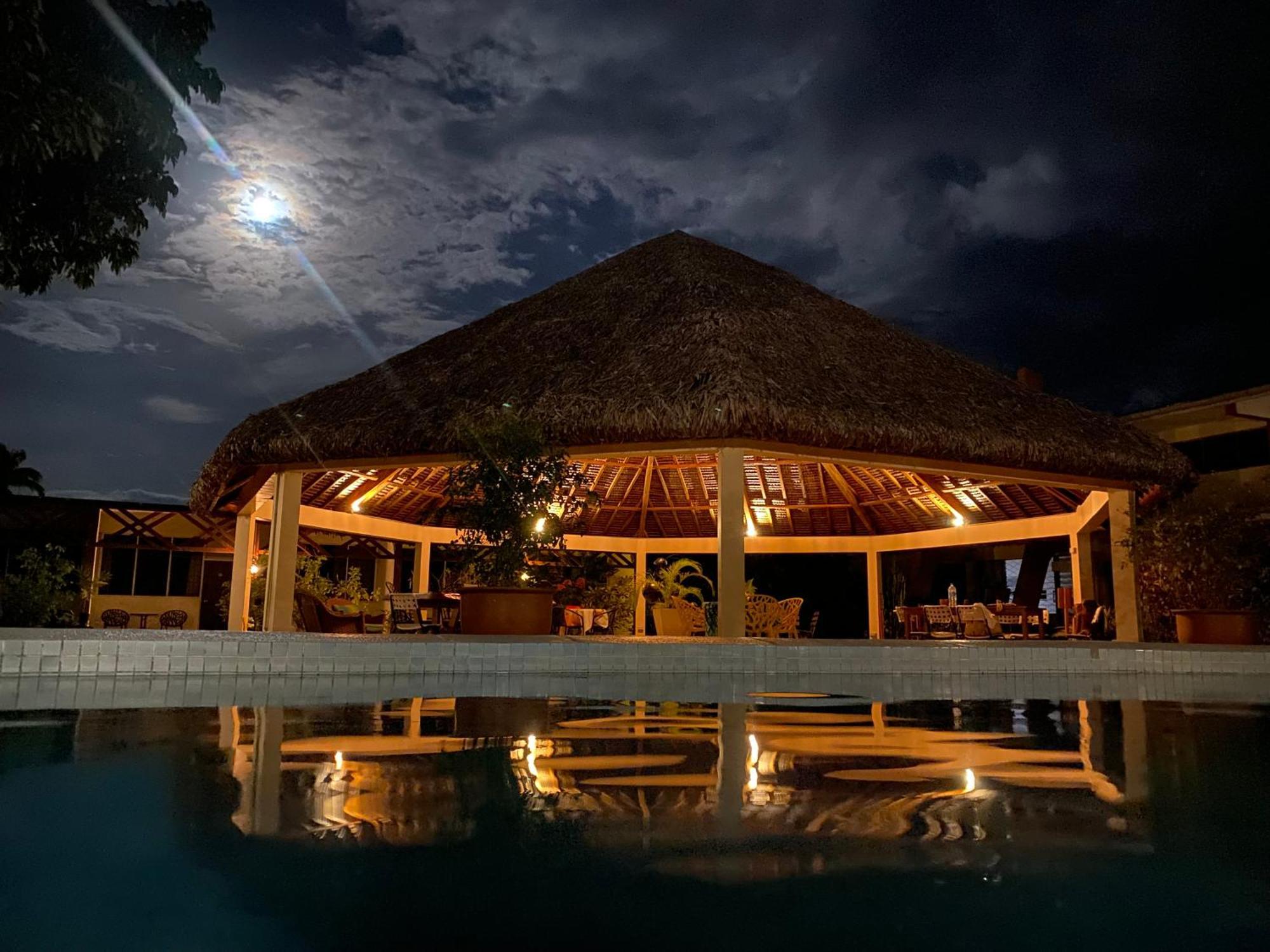 Hotel Santo Vanuatu Luganville Zewnętrze zdjęcie
